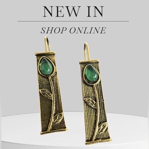 GOLD COLOR GREEN STONE EARRINGS